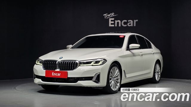 BMW 5-Series 530i Luxury
