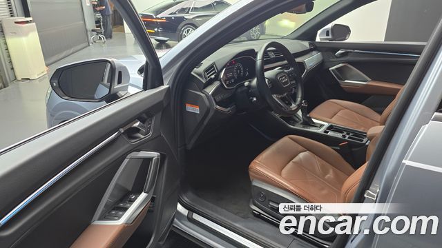 Audi Q3 35 TDI Premium