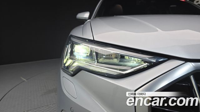 Audi Q3 35 TDI Premium