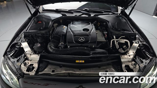 Mercedes-Benz E-Class E200 Avantgarde
