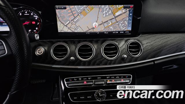 Mercedes-Benz E-Class E200 Avantgarde