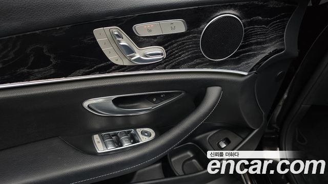 Mercedes-Benz E-Class E200 Avantgarde