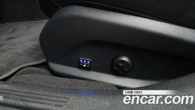 Mercedes-Benz E-Class E200 Avantgarde