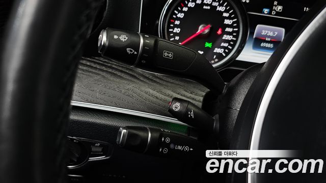 Mercedes-Benz E-Class E200 Avantgarde