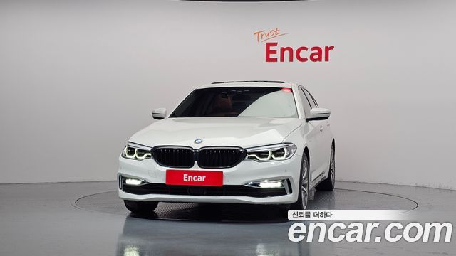BMW 5-Series 530e Luxury