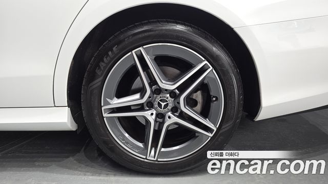 Mercedes-Benz E-Class E250 AMG Line