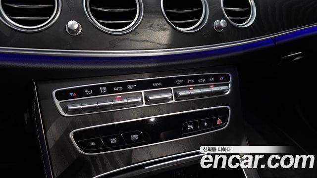 Mercedes-Benz E-Class E250 AMG Line
