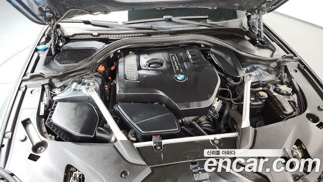 BMW 5-Series 520i Luxury