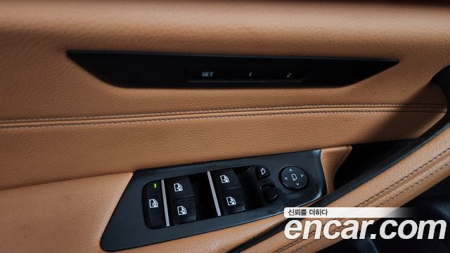 BMW 5-Series 520i Luxury