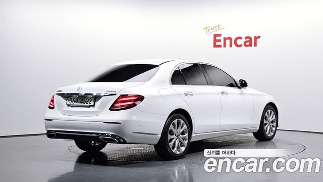 Mercedes-Benz E-Class E220d Exclusive