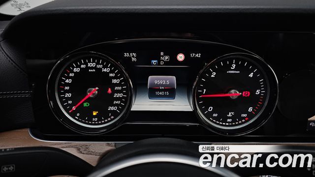 Mercedes-Benz E-Class E220d Exclusive