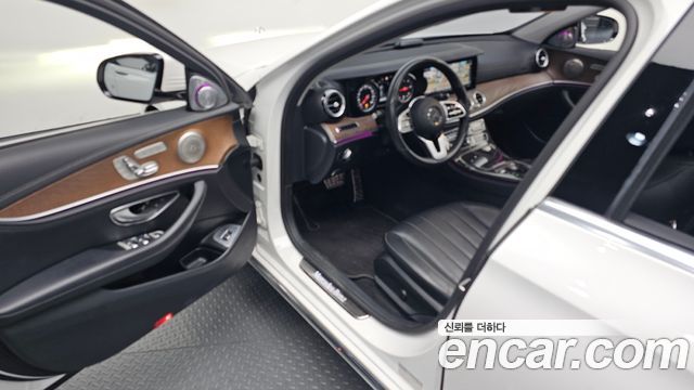 Mercedes-Benz E-Class E220d Exclusive