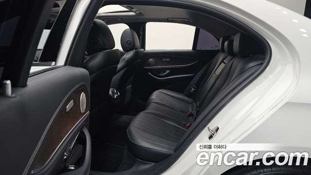 Mercedes-Benz E-Class E220d Exclusive