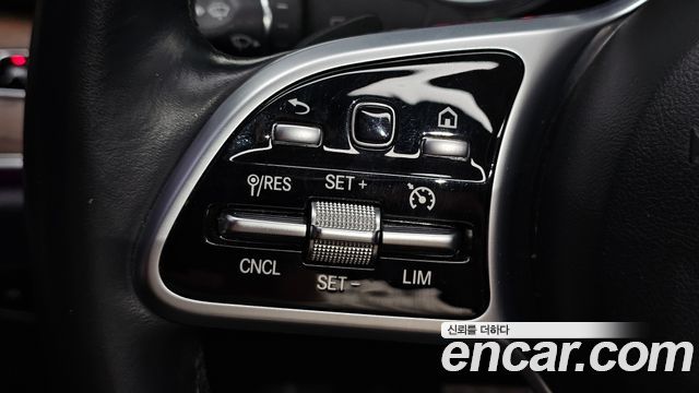 Mercedes-Benz E-Class E220d Exclusive