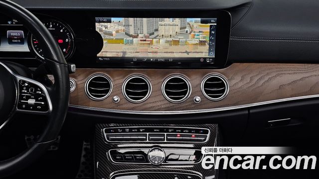 Mercedes-Benz E-Class E220d Exclusive