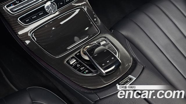 Mercedes-Benz E-Class E220d Exclusive
