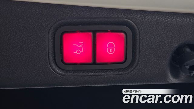 Mercedes-Benz E-Class E220d Exclusive