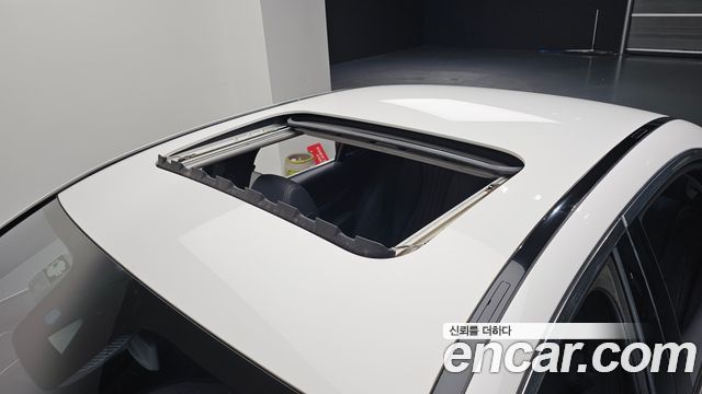 Mercedes-Benz E-Class E220d Exclusive