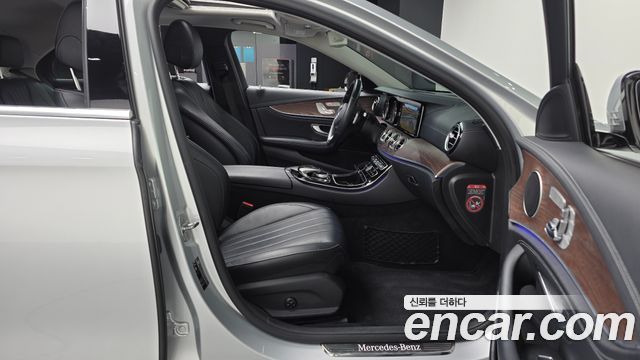 Mercedes-Benz E-Class E220d Exclusive