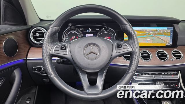 Mercedes-Benz E-Class E220d Exclusive