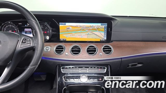 Mercedes-Benz E-Class E220d Exclusive