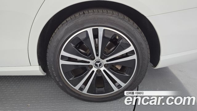 Mercedes-Benz E-Class E250 Avantgarde