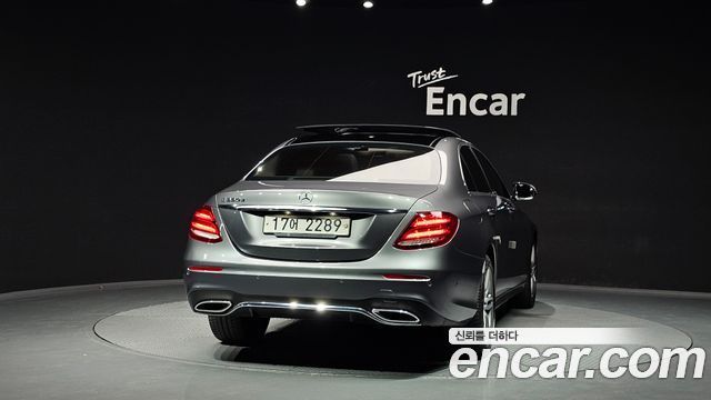 Mercedes-Benz E-Class E350d