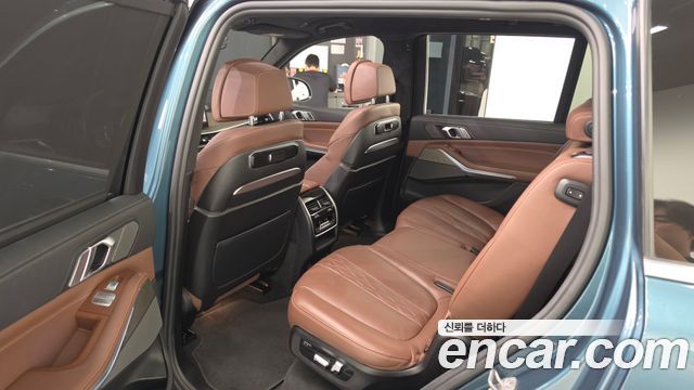 BMW X7 xDrive 40i Design Pure Excellence 7-Seater