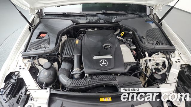 Mercedes-Benz E-Class E200 Avantgarde