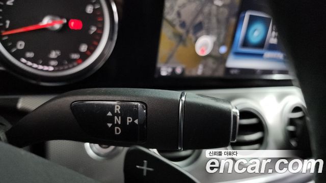 Mercedes-Benz E-Class E200 Avantgarde