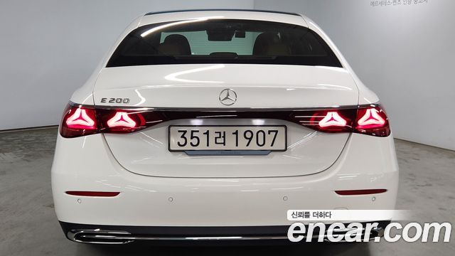 Mercedes-Benz E-Class E200 Avantgarde