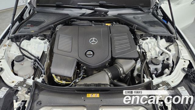 Mercedes-Benz E-Class E200 Avantgarde