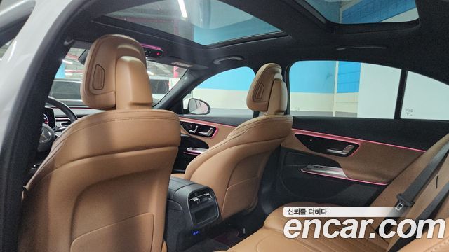 Mercedes-Benz E-Class E200 Avantgarde