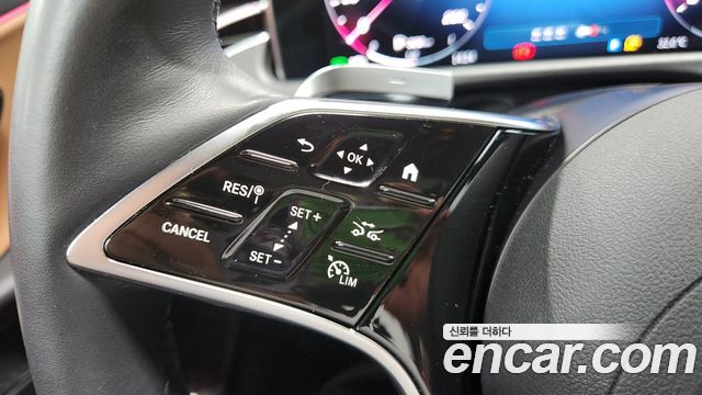 Mercedes-Benz E-Class E200 Avantgarde