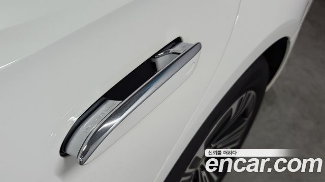 Mercedes-Benz E-Class E200 Avantgarde