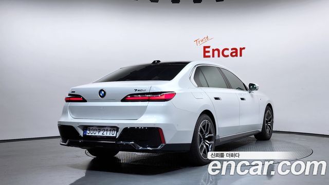 BMW 7-Series 740d xDrive M Sport