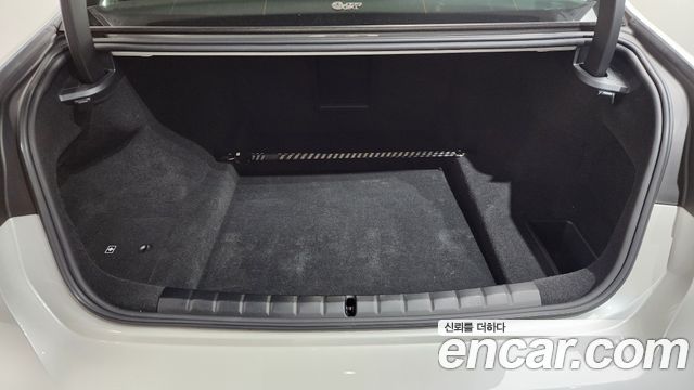 BMW 7-Series 740d xDrive M Sport
