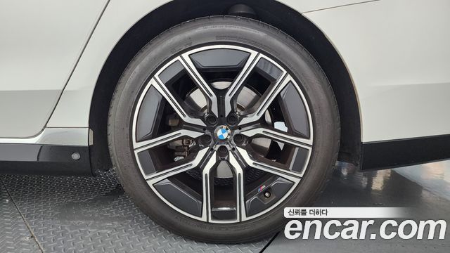 BMW 7-Series 740d xDrive M Sport
