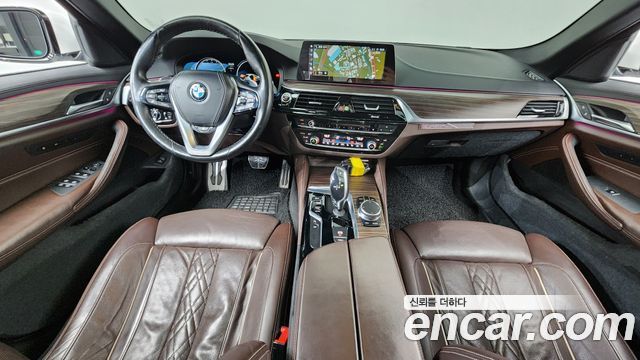 BMW 5-Series 530i xDrive M Sport Package Plus