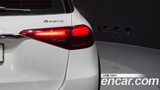 Mercedes-Benz GLE-Class GLE300d 4MATIC