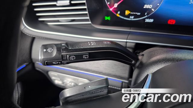 Mercedes-Benz GLE-Class GLE300d 4MATIC