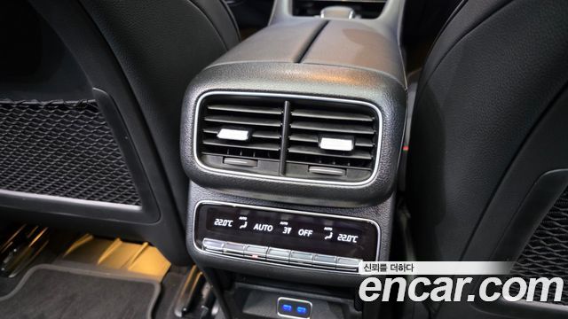 Mercedes-Benz GLE-Class GLE300d 4MATIC