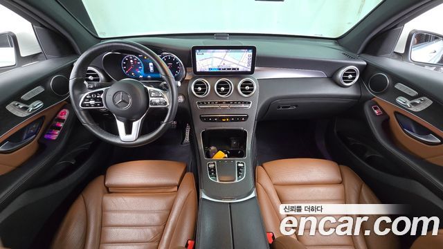 Mercedes-Benz GLC-Class GLC300 4MATIC Premium Coupe