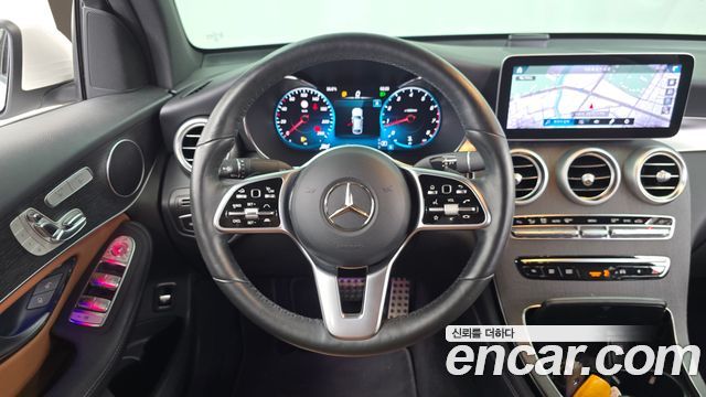 Mercedes-Benz GLC-Class GLC300 4MATIC Premium Coupe