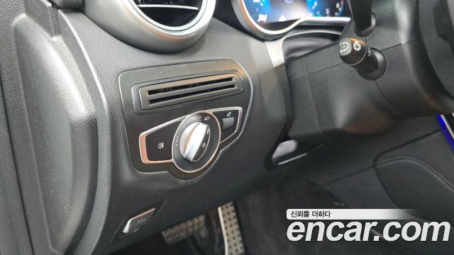 Mercedes-Benz GLC-Class GLC300 4MATIC Premium Coupe