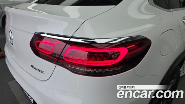 Mercedes-Benz GLC-Class GLC300 4MATIC Premium Coupe