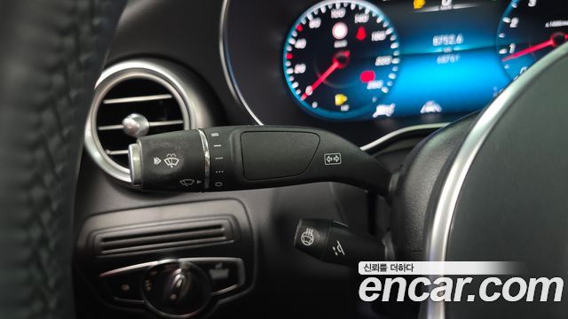 Mercedes-Benz GLC-Class GLC300 4MATIC Premium Coupe