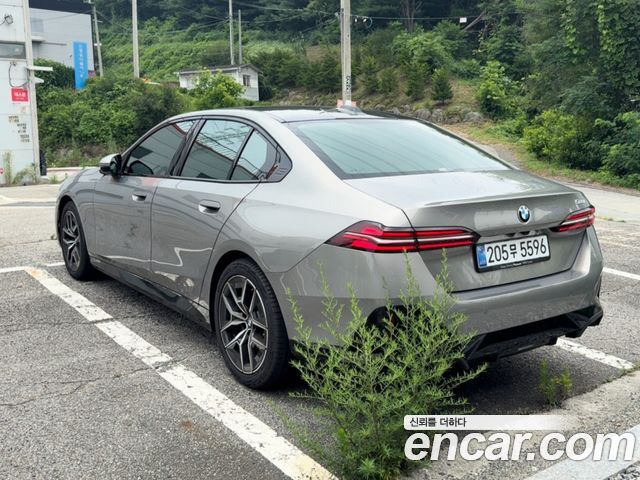 BMW 5-Series 520i M Sport
