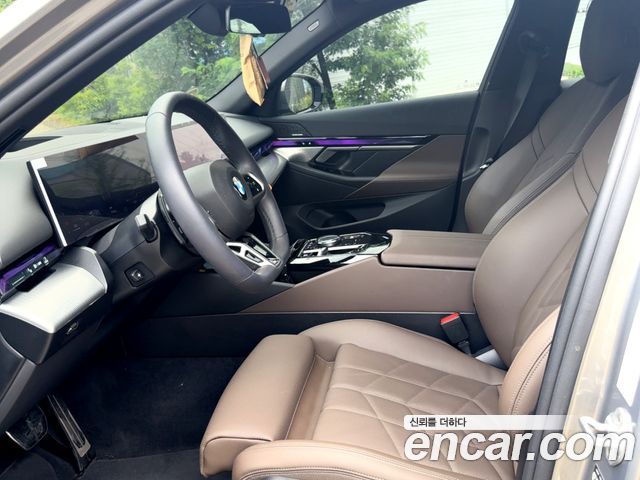 BMW 5-Series 520i M Sport