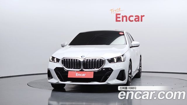 BMW 5-Series 530i xDrive M Sport